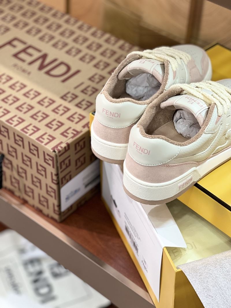 Fendi Low Shoes